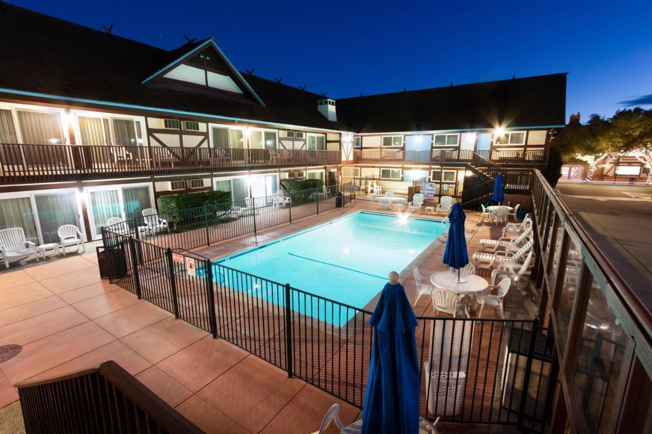 King Frederik Inn Solvang Dış mekan fotoğraf